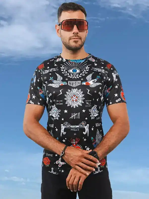 Men's cycling jersey with bold graphic print, ideal for road biking and outdoor adventures