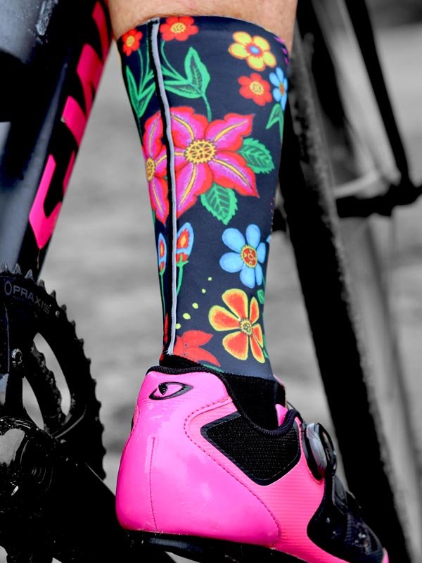 Frida Black Aero Cycling Socks | Cycology AUS