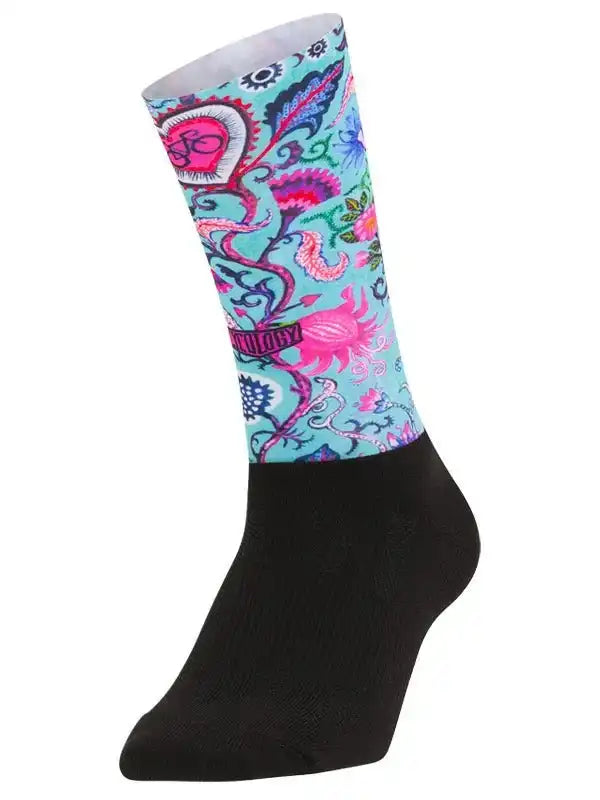 Colorful cycling sock with paisley design, black toe and heel, ideal for men's and women's bike rides